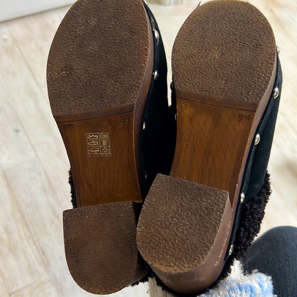 Fleece lined clogs - Picture 2 of 2